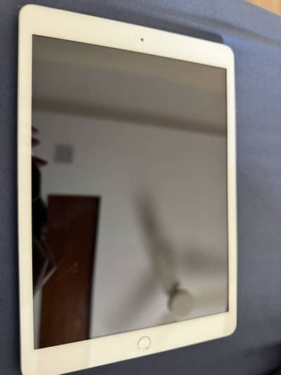 iPad 8th Generation (32 GB)
