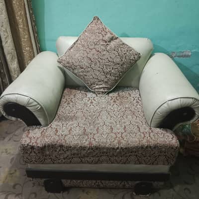 6 seater sofa/ Sofa set/ Cushions