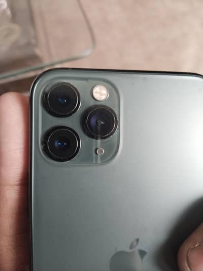 iphone 11 pro 64 gb  72% health