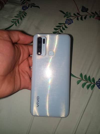 vivo y 30 4/64 all ok