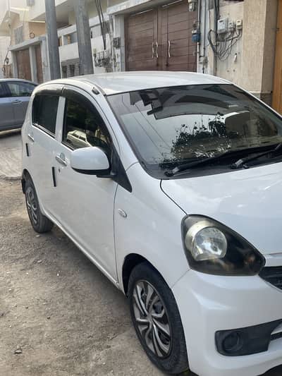 White Mira L Package 2013 / Reg 2016