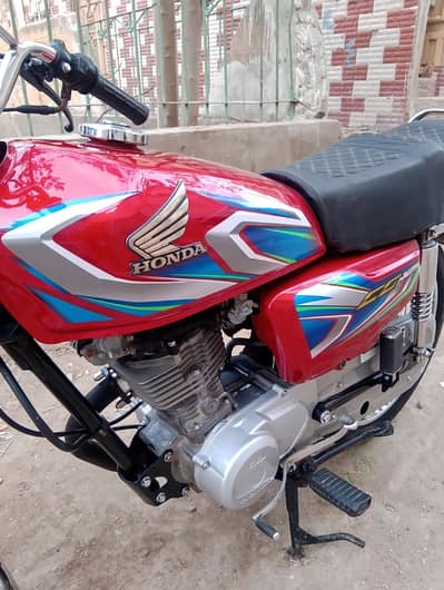Honda CG 125 2021 End Hyderabad Registered ( Croome Per Tayyar Bike )