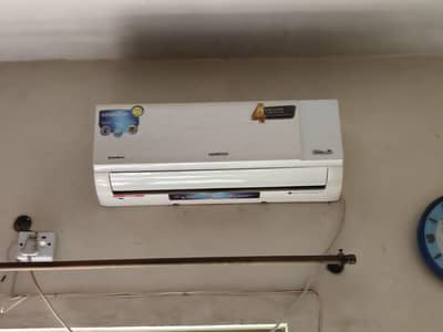 KENWOOD AC 1 TON inverter brand new