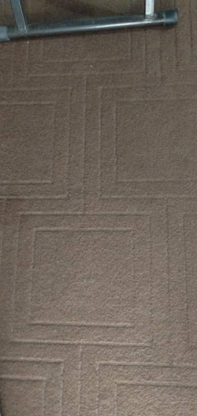 3 room brown carpet  with inside double padding