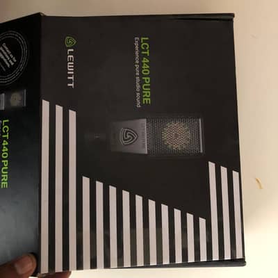 lewitt440 pure condenser microphone for studio