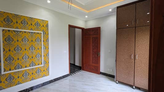 beautiful house for sale 3 Marla