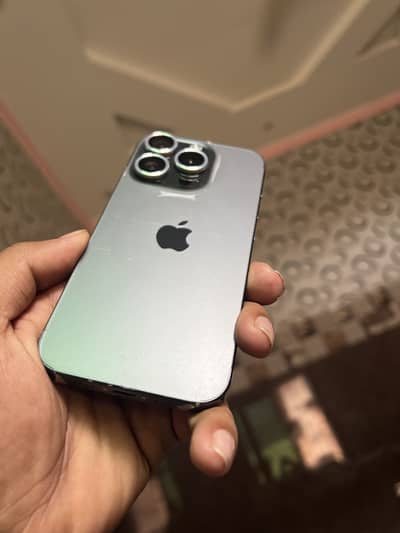 iPhone 15 pro  Bypass