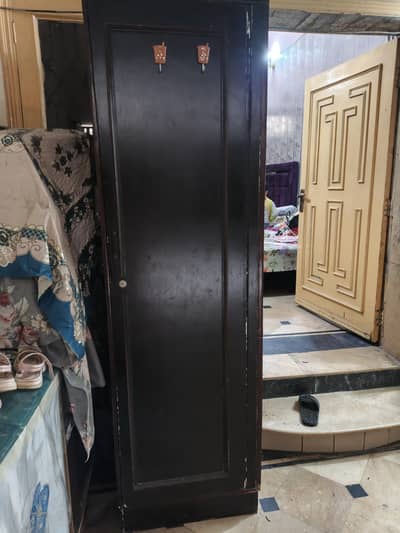 1 door single wardrobe