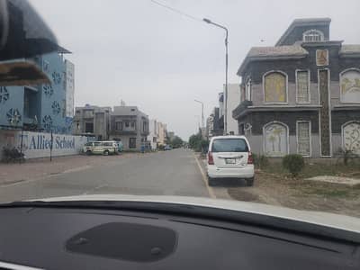 5 Marla plot for sale best location