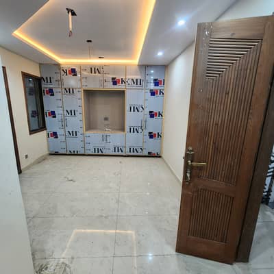 Brand new flats for rent