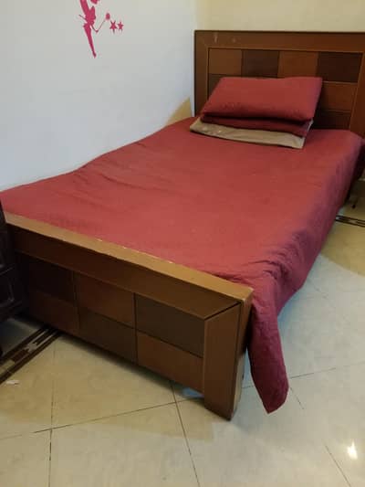 Single bed