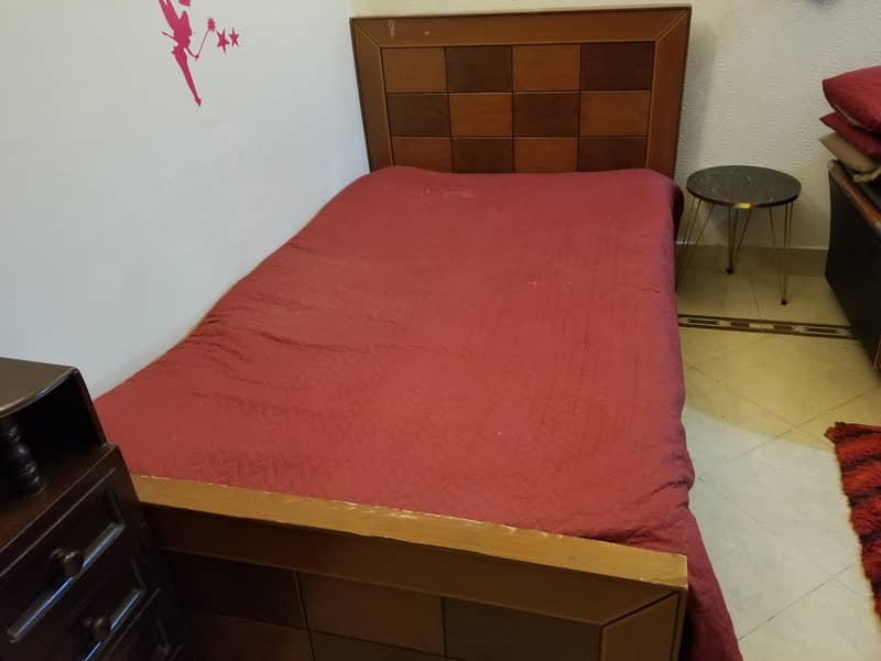 Single bed 1