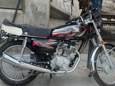 Total Genuine Spare Parts Tanky,Tapa, Silencer New hain