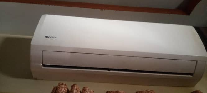 gree AC 1 ton Split