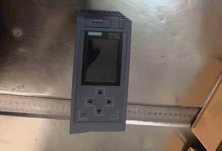 SIEMENS SIMATIC PLC MODULE OMRON S7 1500
