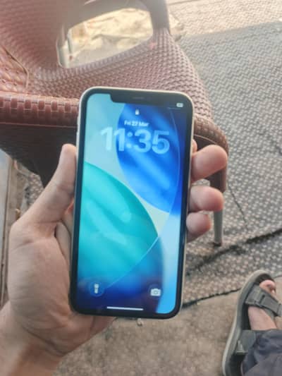 iphone 11 urgent sale