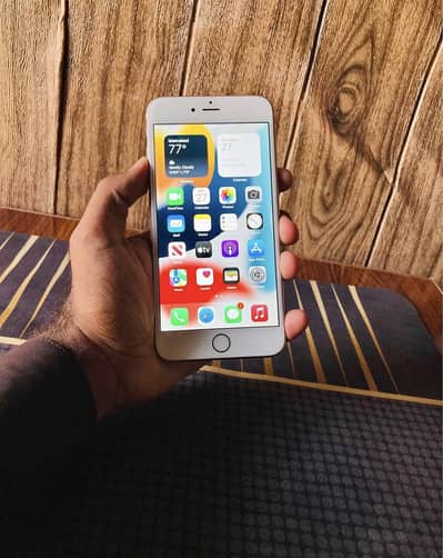 I phone 6s pta approved  My Whatsapp number 0324845367*EIGHT hai