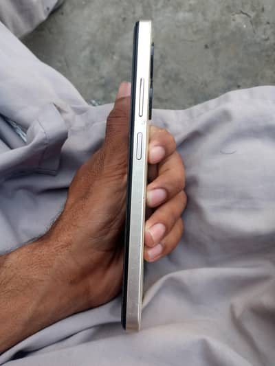 smart 8 Infinix all ok no open no repair with box