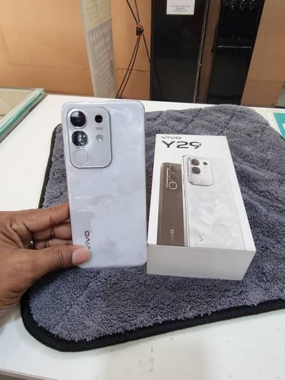 vivo y29 8 256gb wala 8 maa kee warranty condition 10.10 hy