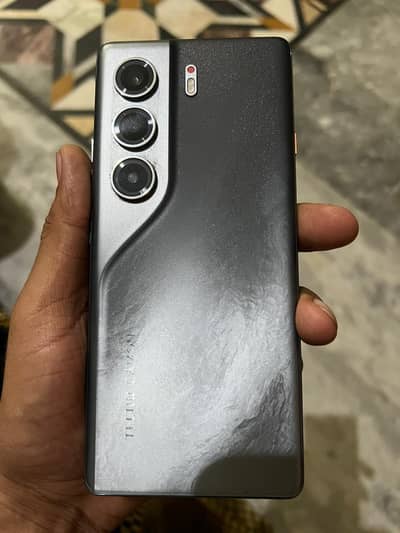 Tecno Camon 40 Pro 100% Lush Condition