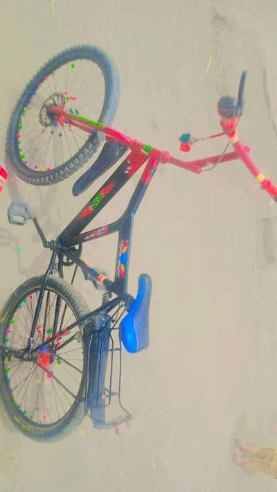 یہ سائیکل سیل کرنی ہے