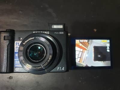 Samsung ex2f digital camera