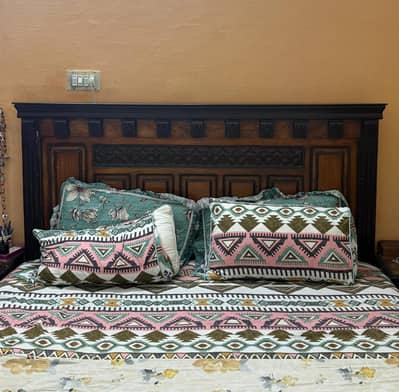 Bed with Side Tables and Mattress