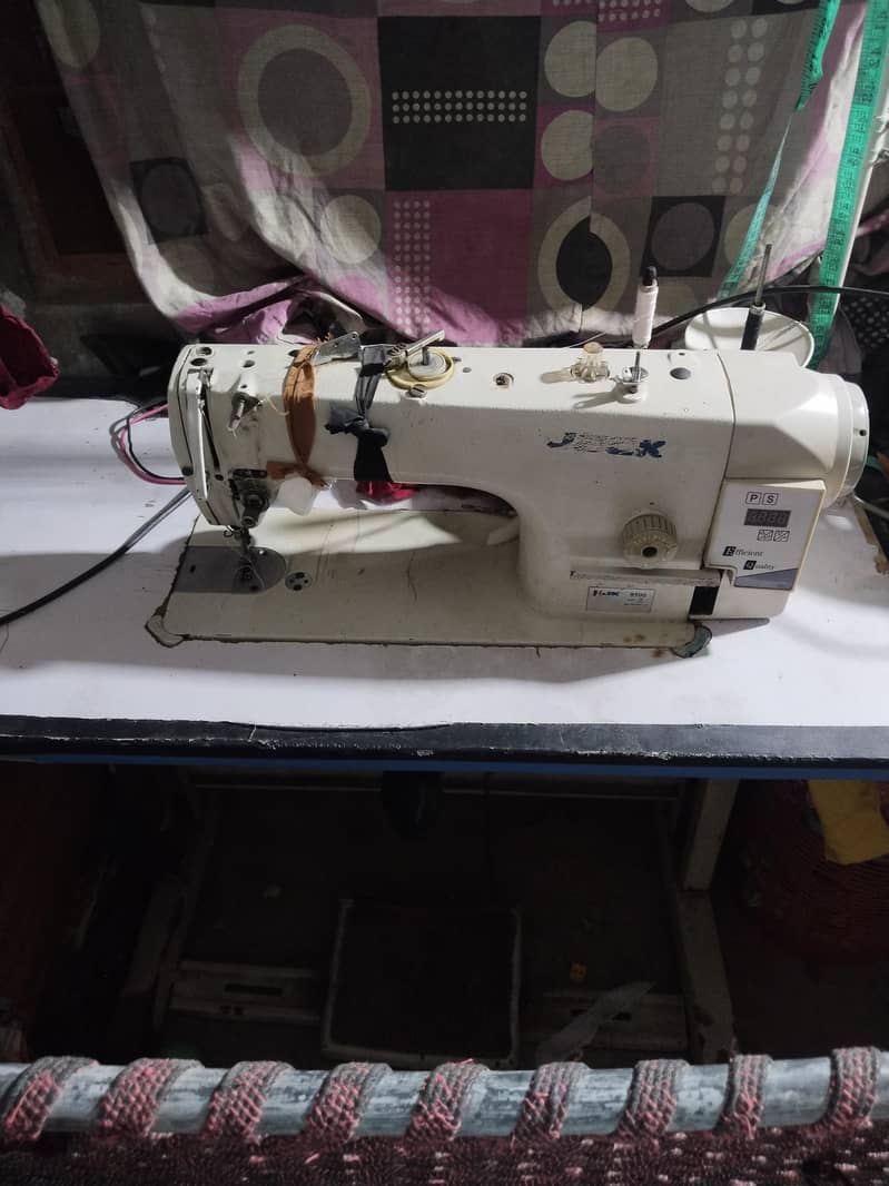 sewing machine 0
