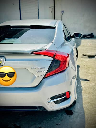 Honda civic 2018 modle side shower for fresh look seal ok