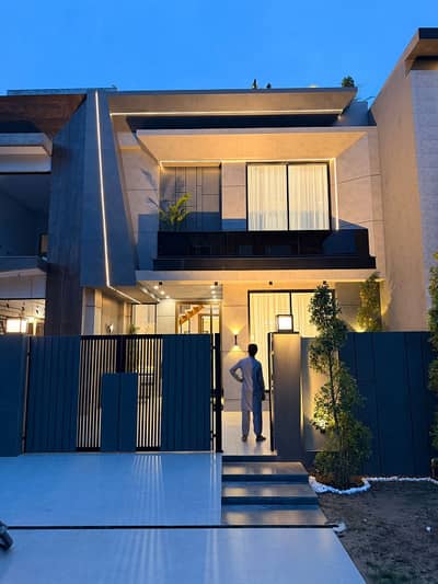 Brand New 10 Marla Luxury Modern House | Premium Finish