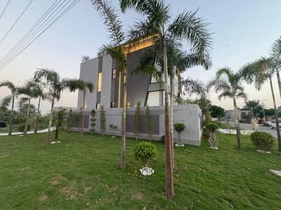 10-MARLA HOUSE+9-MARLA FREE