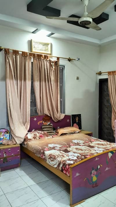 200 Square Yards 1st Floor Portion