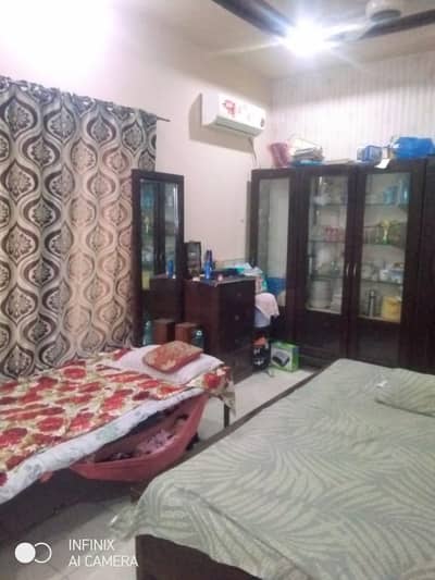 MadinaTown Z block 8 Marla cornar duble story for any business purposs