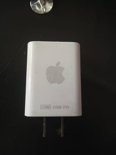 Apple 18 watt PD Charger