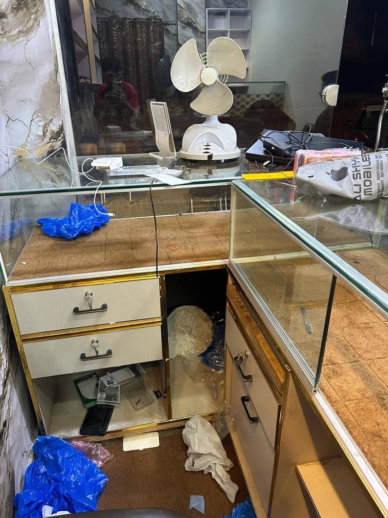 Counters setup for shop 8