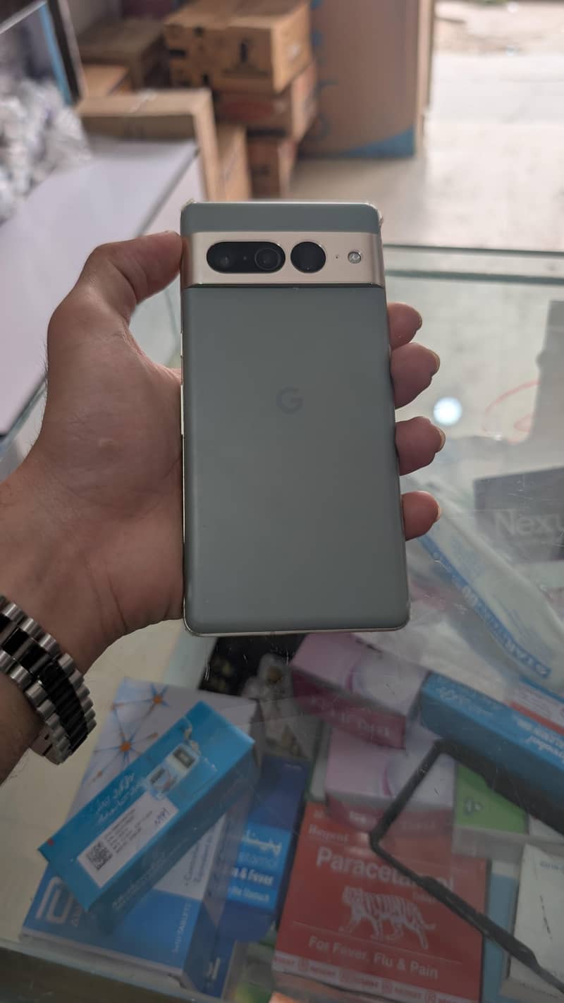 google pixel 7 pro 4