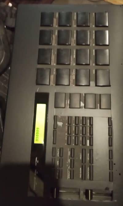 For sale R5 drum  machine all ok g