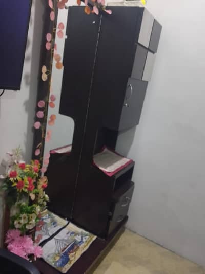 furnitures 6. #item hai