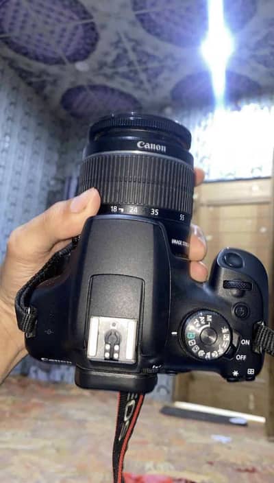 Professional Digital Camera (Used) – HD Quality – Great Deal