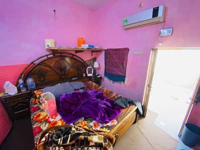 Upper portion for rent ideal for males&students Chowk kumarawala Mul,