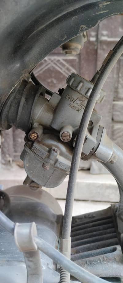 Honda cd 70 ki orijnal carburettor hn koi bi ishu nhi hn