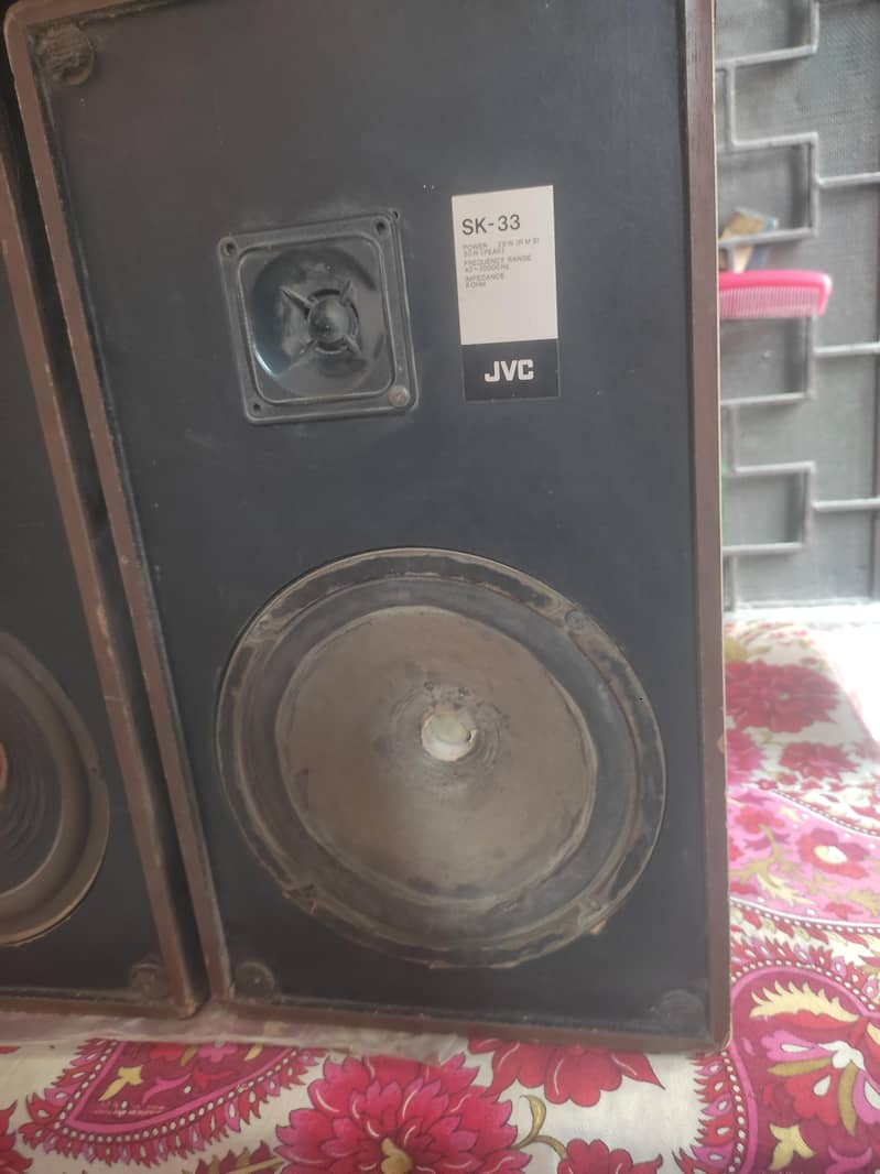 amplifier & Speakers 2