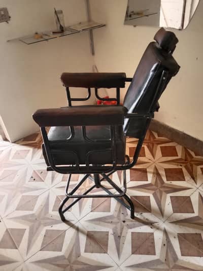 Salon chair for sale Lew price