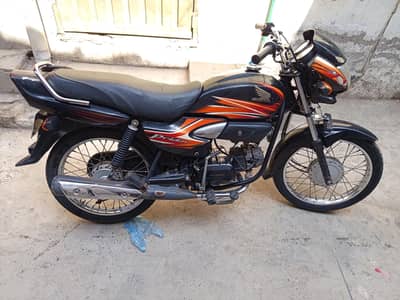 Black Honda Pridor 18 model  for sale