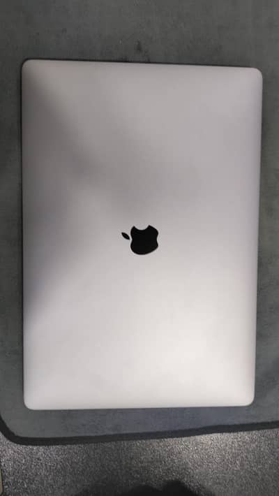 Apple MacBook Pro 2019, Core i9, 32 Ram, SSD 512, 16 Inch Display