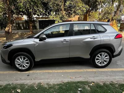 Toyota Corolla Cross 1.8 2025 | Non Hybrid |