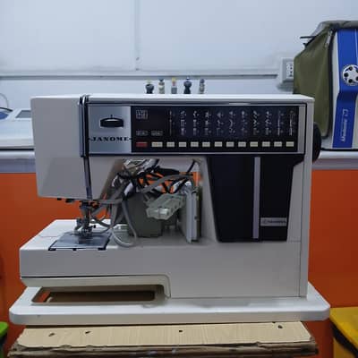 Janome 5002 Model