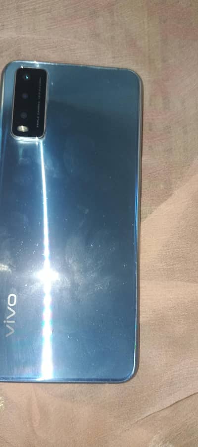 y20s 4ram 128 memory