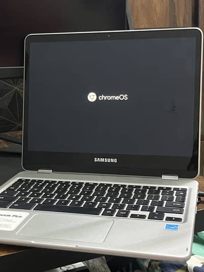 Samsunge chrome book OS