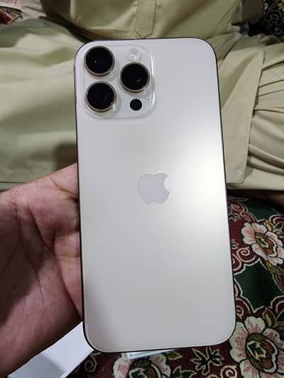 I phone 16pro mex for sale 10/10 condition 100% health